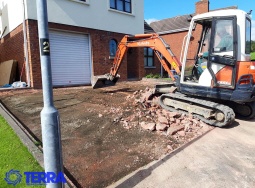 excavator-Preparing-driveway-for-concrete